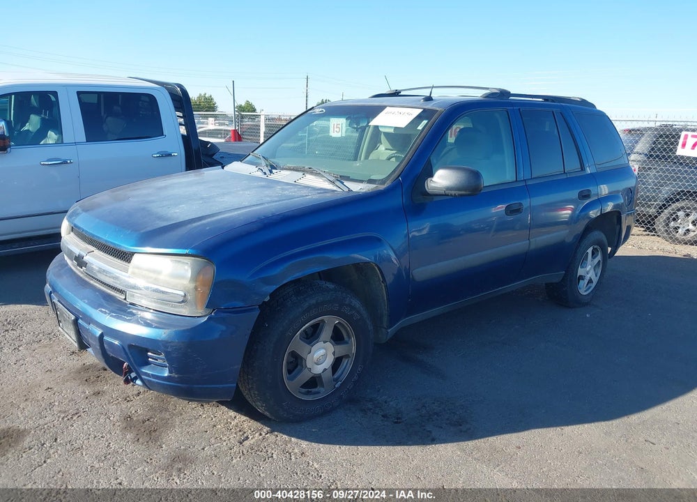 2005 CHEVROLET TRAILBLAZER LS VIN: 1GNDT13S052387860