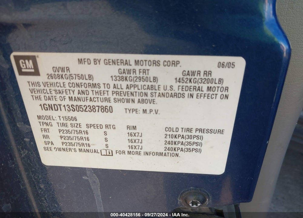 2005 CHEVROLET TRAILBLAZER LS VIN: 1GNDT13S052387860