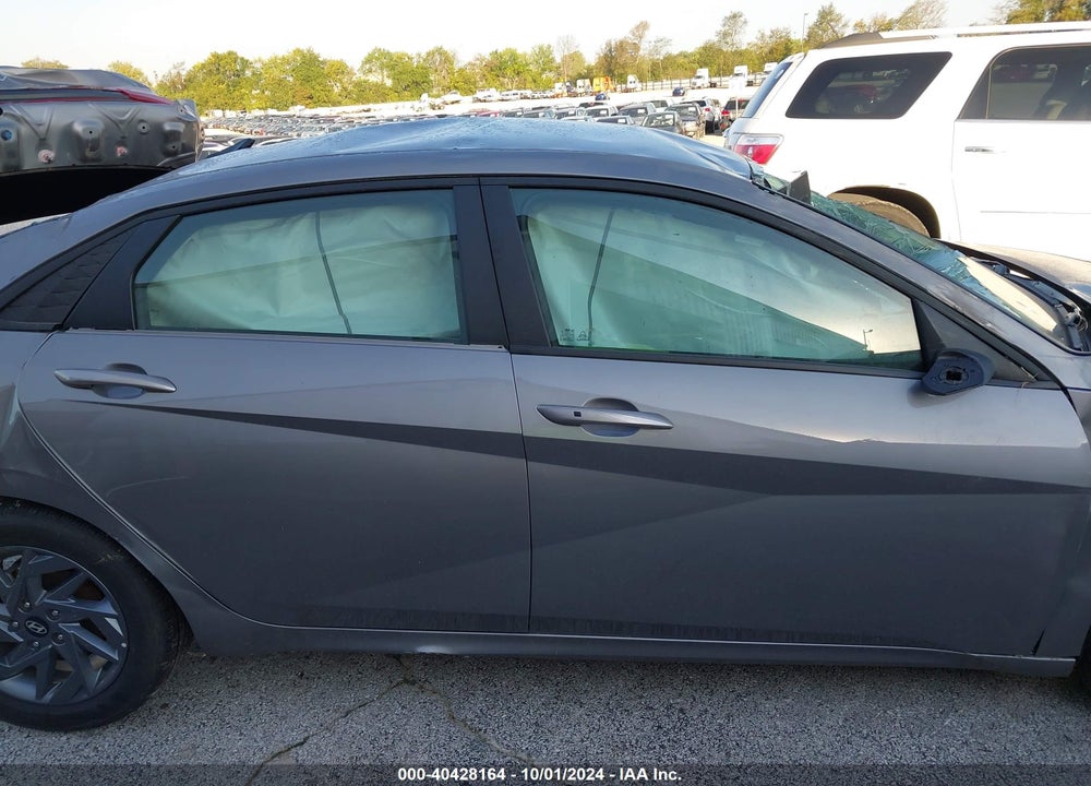 2024 HYUNDAI ELANTRA SEL VIN: KMHLM4DG2RU665595