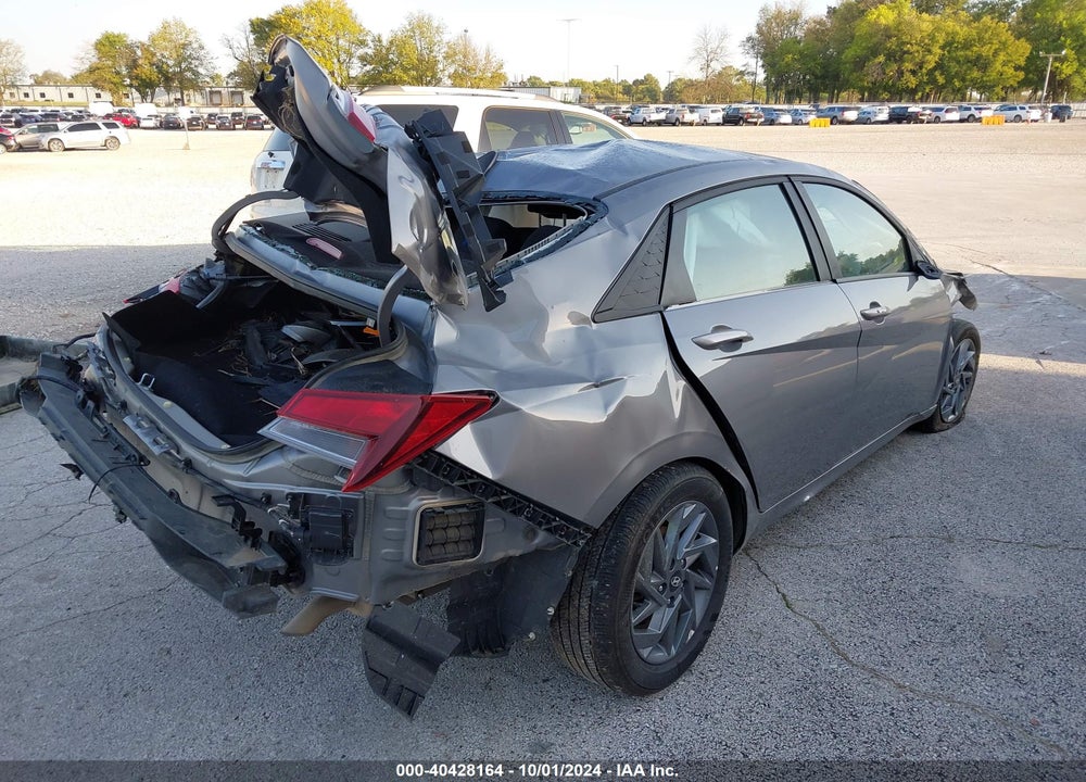 2024 HYUNDAI ELANTRA SEL VIN: KMHLM4DG2RU665595