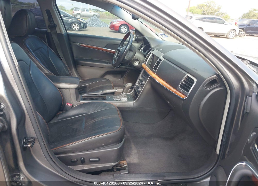 2010 LINCOLN MKZ VIN: 3LNHL2GC8AR611994