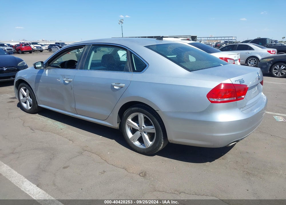 2013 VOLKSWAGEN PASSAT 2.5L SE VIN: 1VWBP7A36DC089516