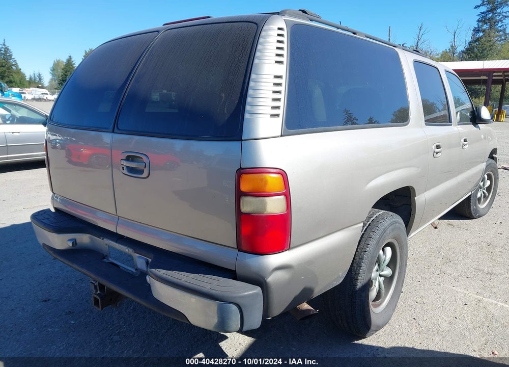 2001 CHEVROLET SUBURBAN 1500 LT VIN: 3GNFK16T21G107549