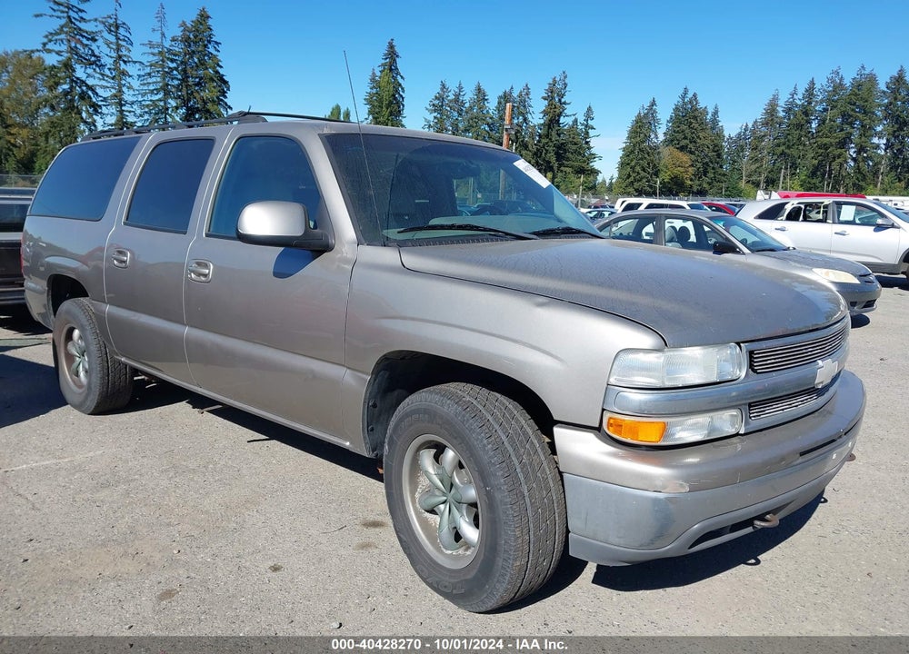 2001 CHEVROLET SUBURBAN 1500 LT VIN: 3GNFK16T21G107549