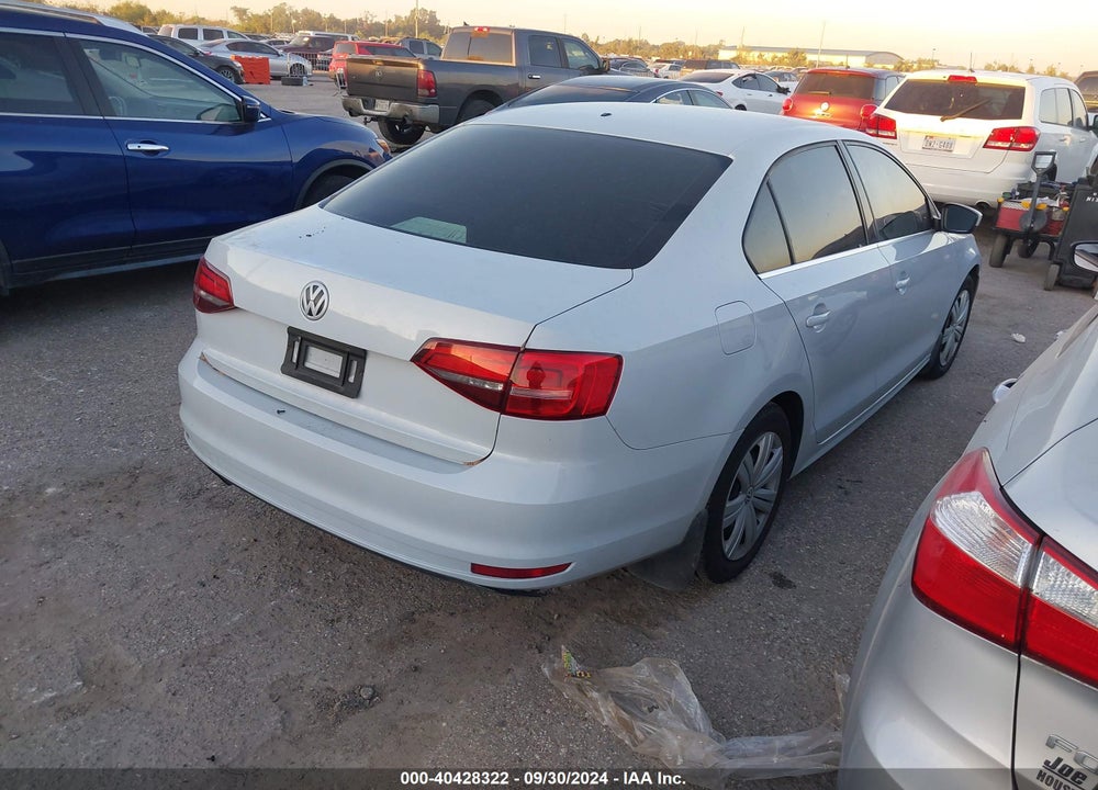 2017 VOLKSWAGEN JETTA 1.4T S VIN: 3VW2B7AJXHM341012