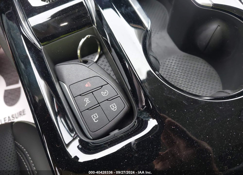 2024 BUICK ENVISION AVENIR AWD VIN: LRBFZSE42RD014008