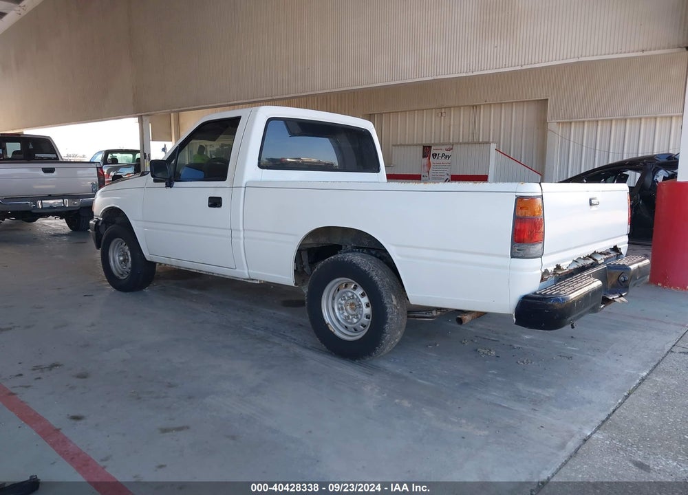 1992 ISUZU CONVENTIONAL SHORT BED VIN: JAACL11L8N7212797