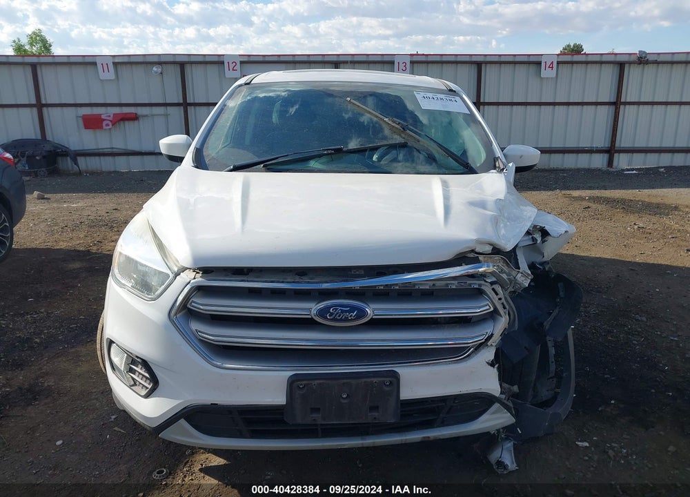 2017 FORD ESCAPE SE VIN: 1FMCU9G94HUC89152