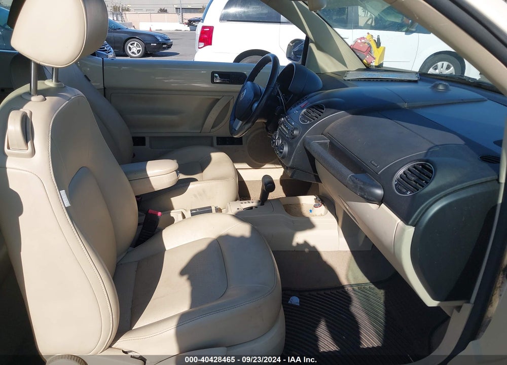 2008 VOLKSWAGEN NEW BEETLE SE VIN: 3VWRG31Y38M408779