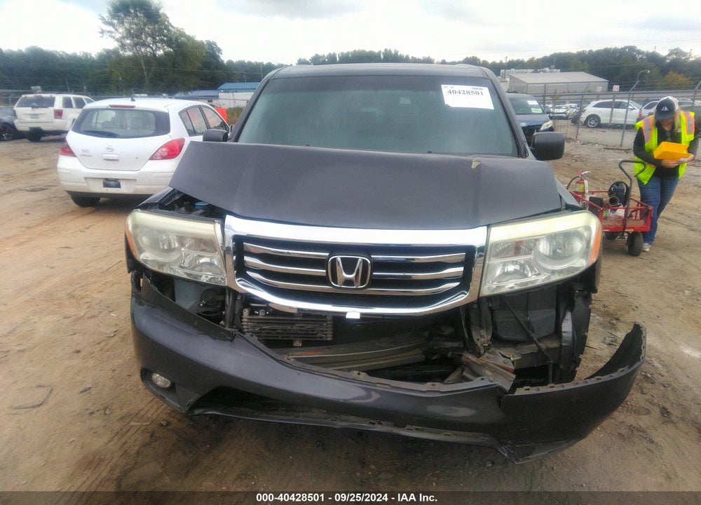 2015 HONDA PILOT LX VIN: 5FNYF4H2XFB075006