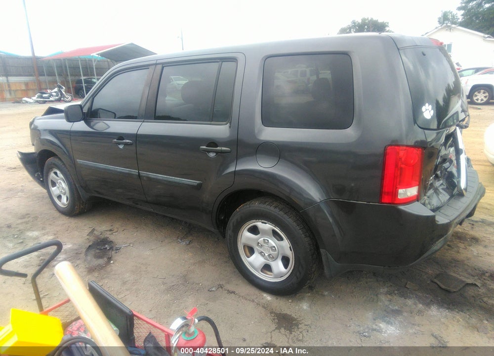 2015 HONDA PILOT LX VIN: 5FNYF4H2XFB075006