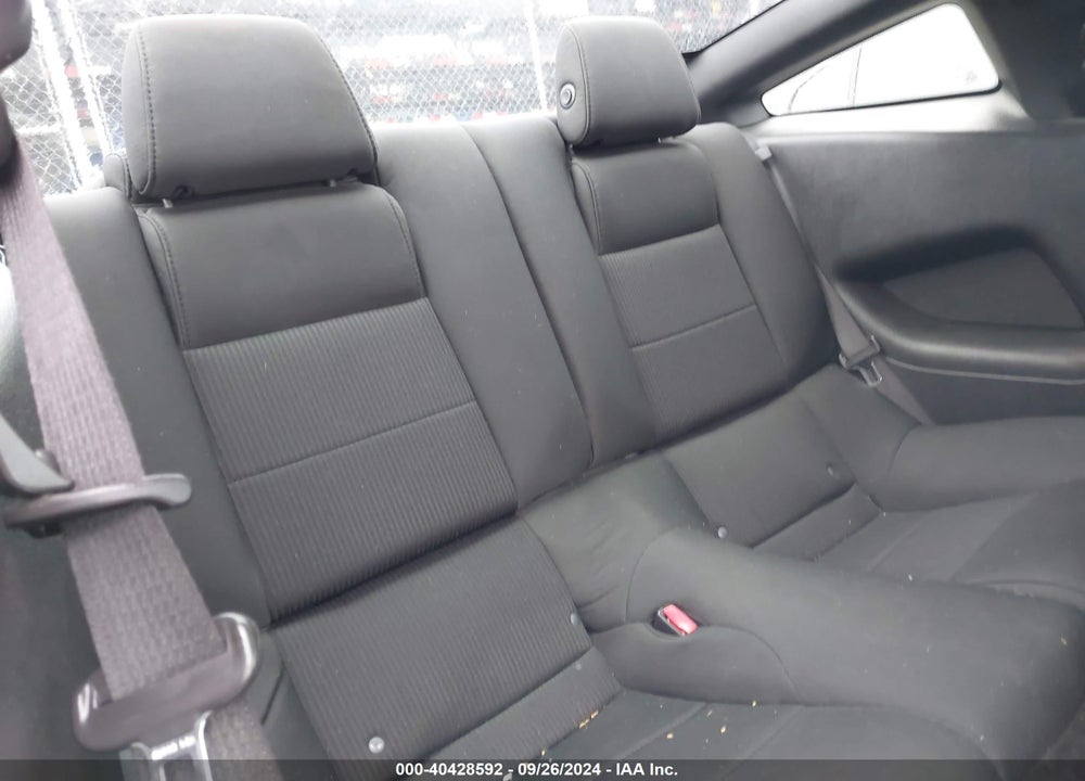 2013 FORD MUSTANG V6 VIN: 1ZVBP8AM4D5229548
