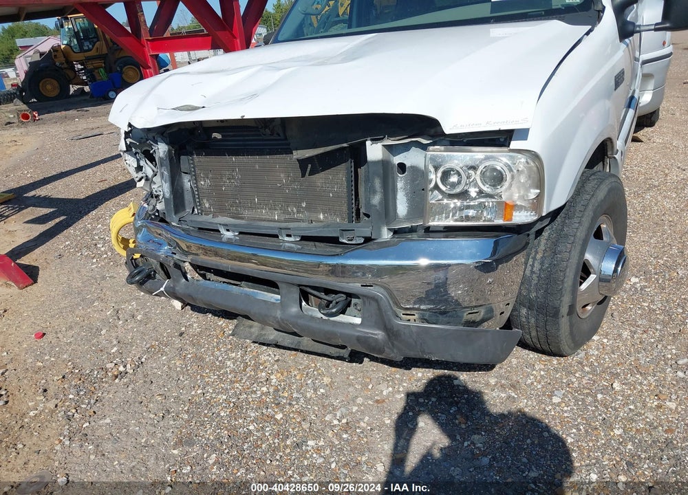 2000 FORD F-350 LARIAT/XL/XLT VIN: 1FTWW32FXYEC62568