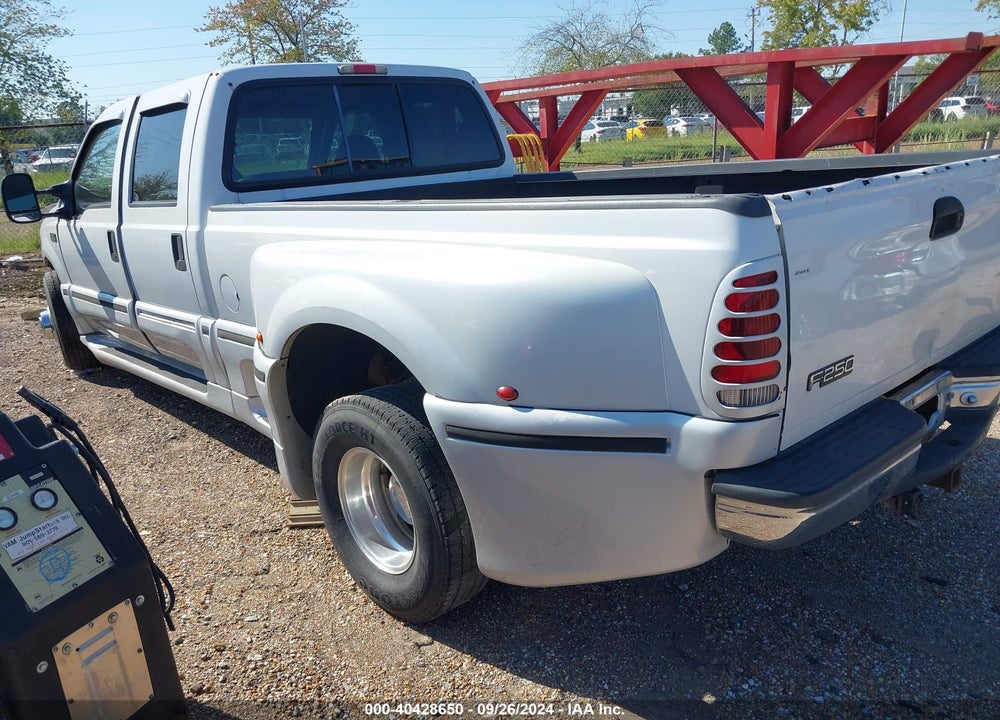 2000 FORD F-350 LARIAT/XL/XLT VIN: 1FTWW32FXYEC62568
