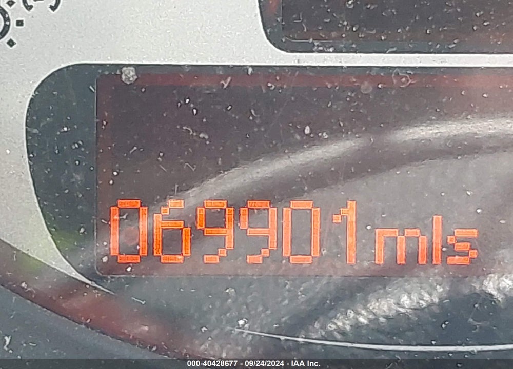 2013 MINI HARDTOP COOPER VIN: WMWSU3C55DT688357