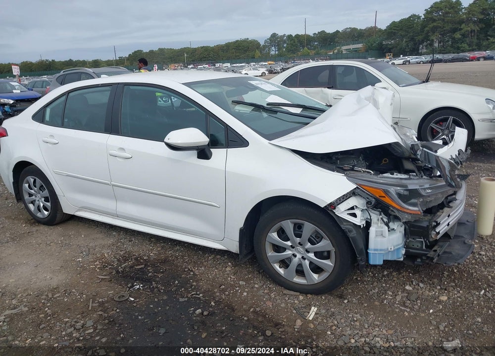 2022 TOYOTA COROLLA LE VIN: 5YFEPMAE1NP311100