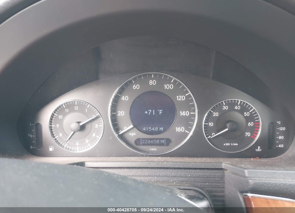 2003 MERCEDES-BENZ E 320 VIN: WDBUF65J33A288940