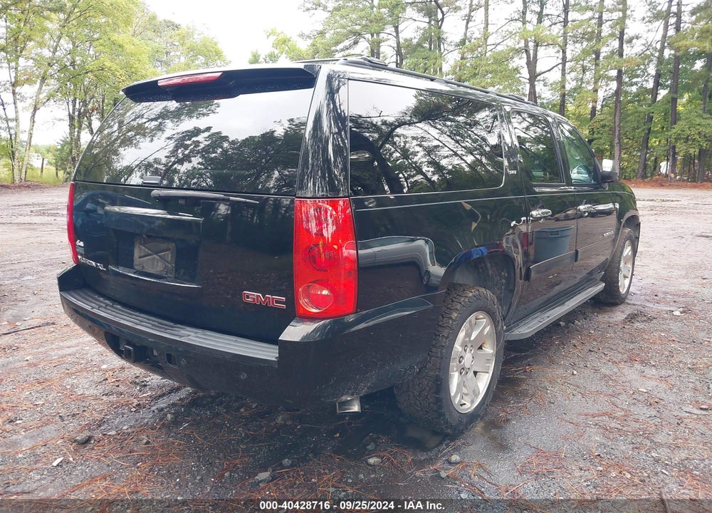 2011 GMC YUKON XL 1500 SLT VIN: 1GKS2KE36BR360796