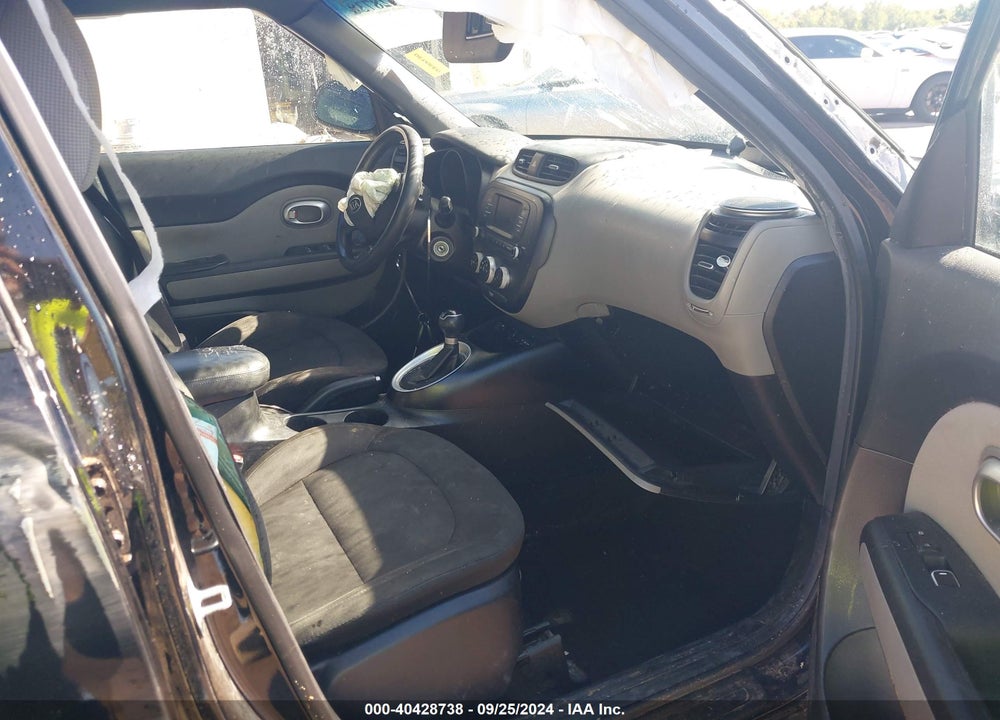 2018 KIA SOUL VIN: KNDJN2A2XJ7598740
