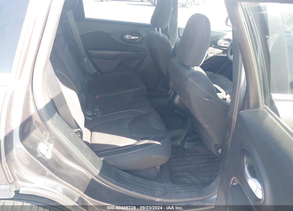 2016 JEEP CHEROKEE LATITUDE VIN: 1C4PJMCS7GW228021