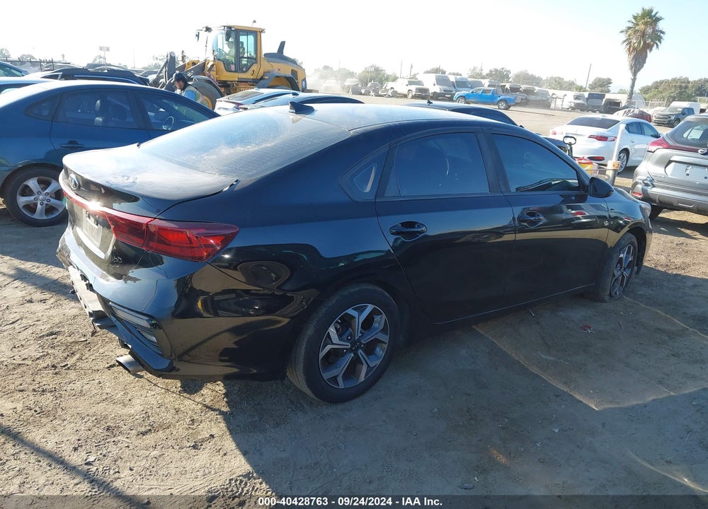 2019 KIA FORTE LXS VIN: 3KPF24AD8KE016471