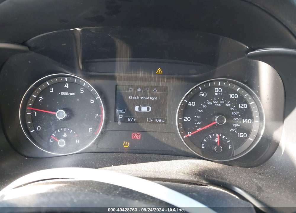 2019 KIA FORTE LXS VIN: 3KPF24AD8KE016471