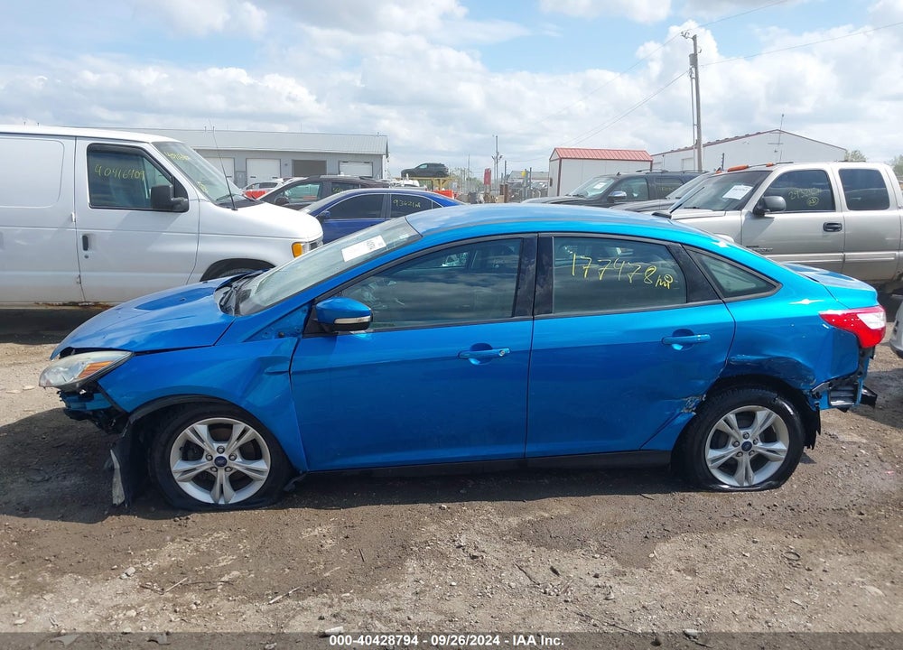 2014 FORD FOCUS SE VIN: 1FADP3F22EL411838