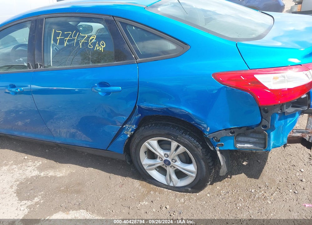 2014 FORD FOCUS SE VIN: 1FADP3F22EL411838