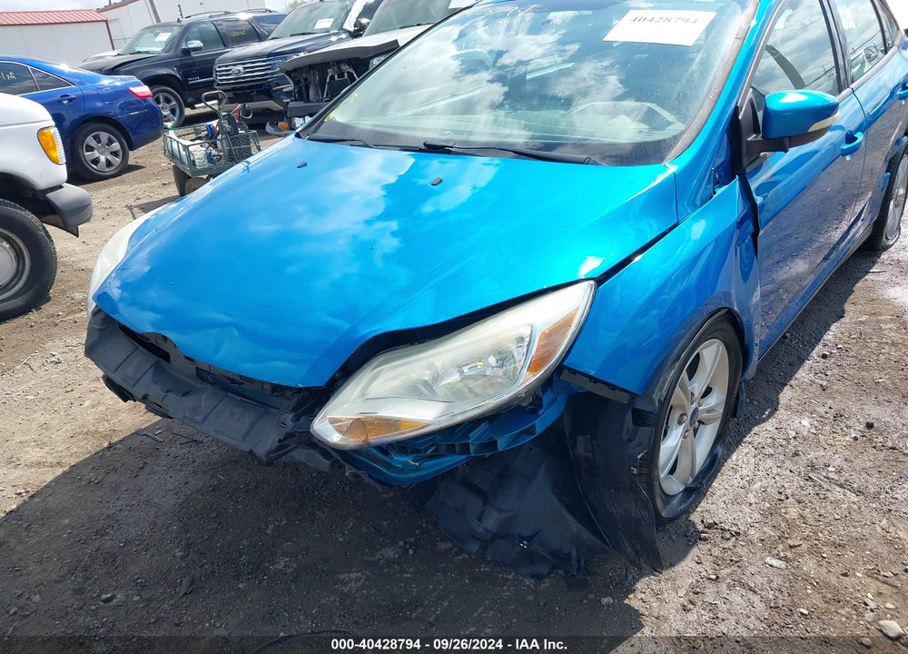 2014 FORD FOCUS SE VIN: 1FADP3F22EL411838