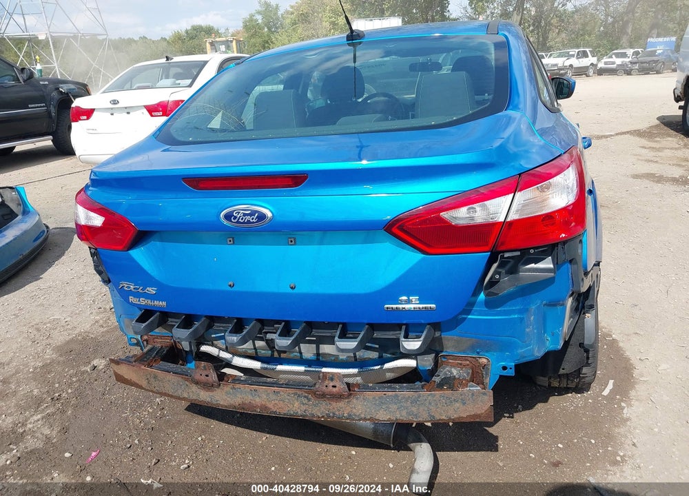 2014 FORD FOCUS SE VIN: 1FADP3F22EL411838