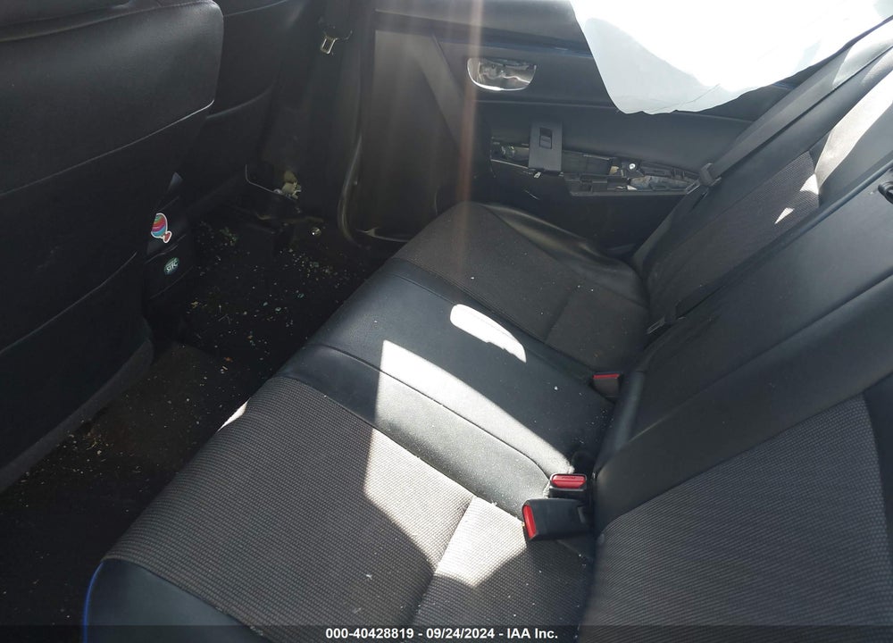2017 TOYOTA COROLLA SE VIN: 2T1BURHE3HC915301