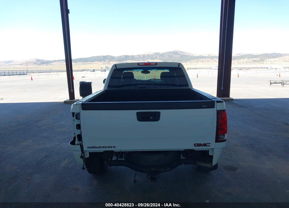 2007 GMC SIERRA 1500 SL VIN: 2GTEK13CX71731917
