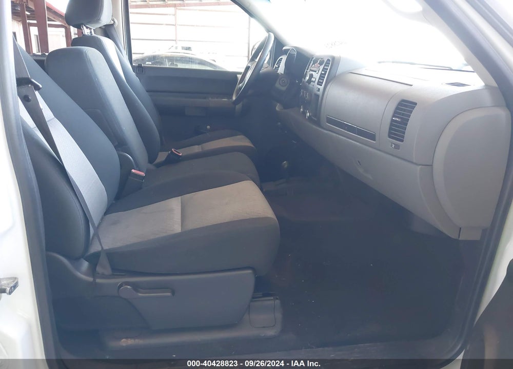 2007 GMC SIERRA 1500 SL VIN: 2GTEK13CX71731917