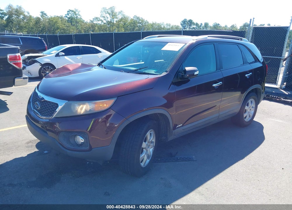 2011 KIA SORENTO LX VIN: 5XYKTDA16BG054463