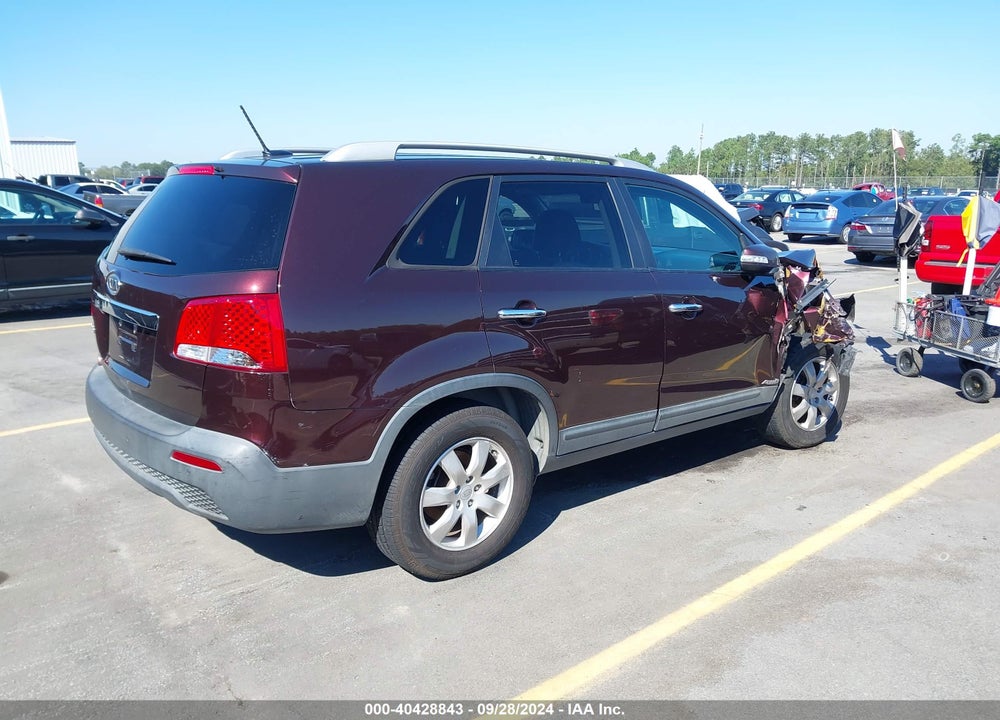 2011 KIA SORENTO LX VIN: 5XYKTDA16BG054463