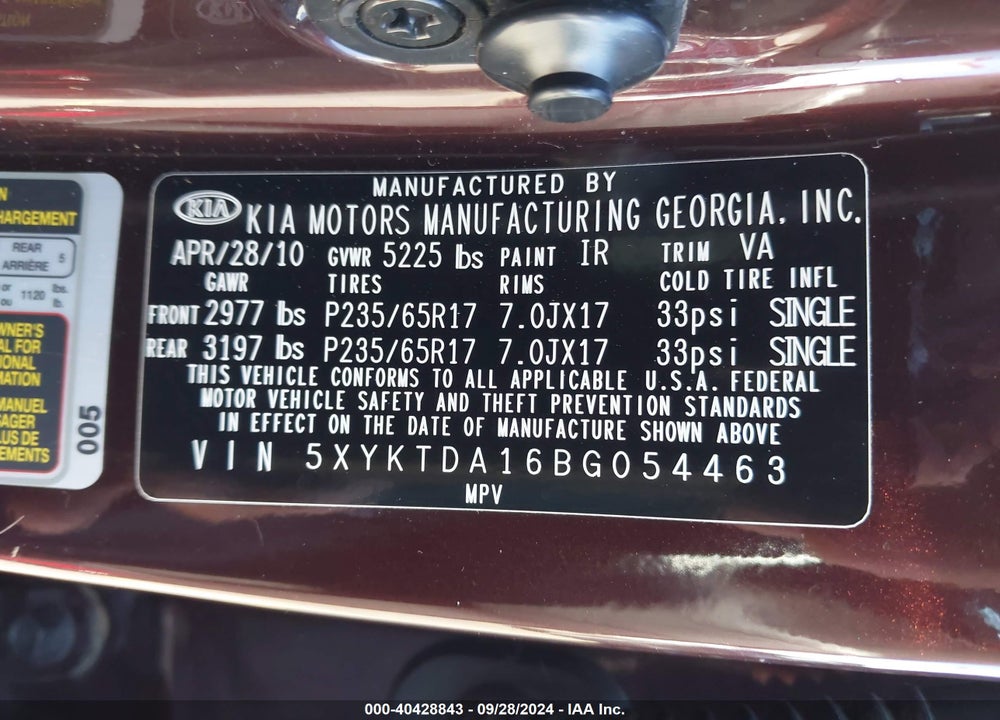 2011 KIA SORENTO LX VIN: 5XYKTDA16BG054463