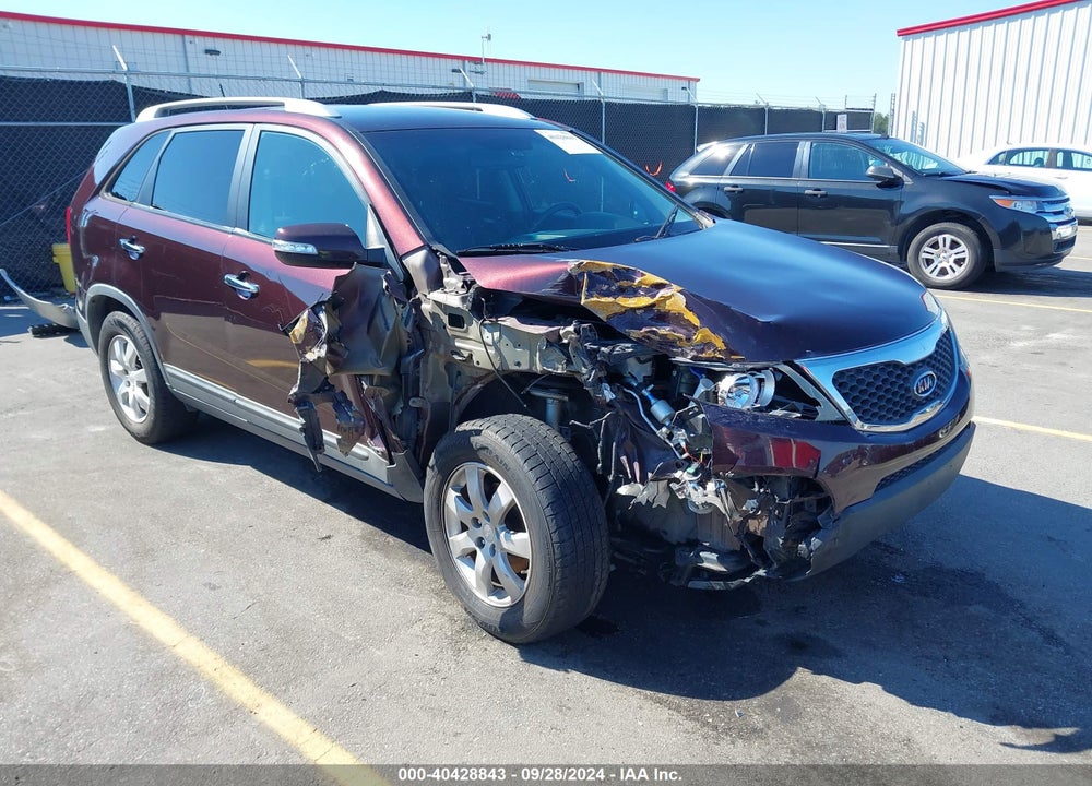 2011 KIA SORENTO LX VIN: 5XYKTDA16BG054463
