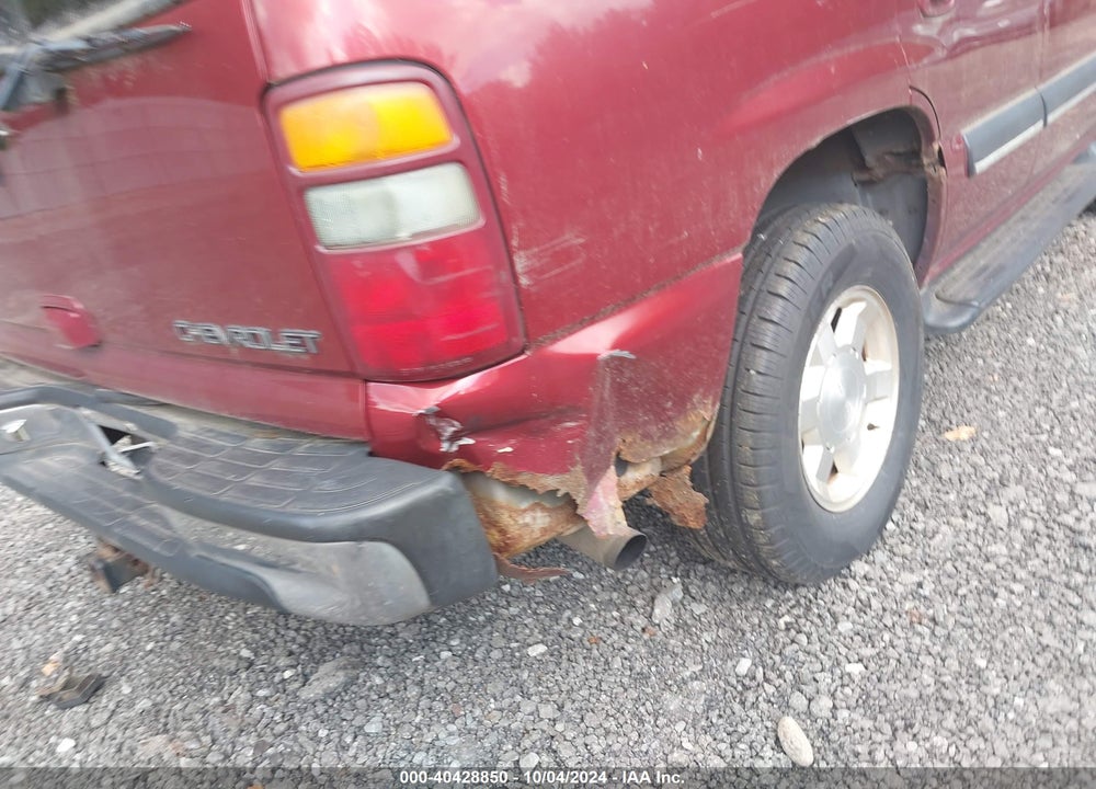 2002 CHEVROLET TAHOE LS VIN: 1GNEK13ZX2R128185