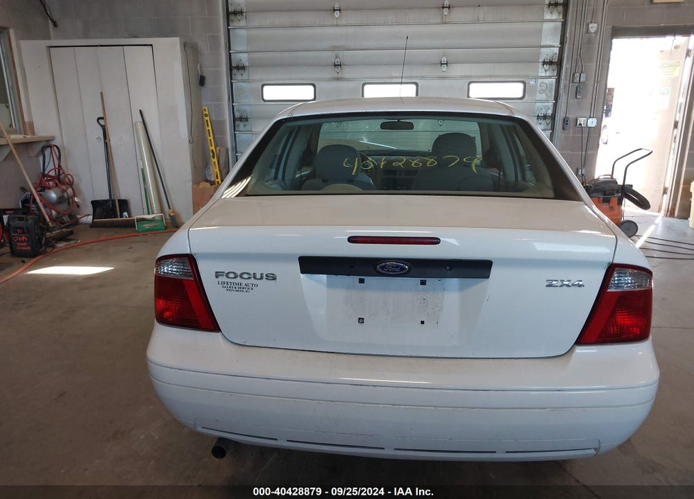 2006 FORD FOCUS ZX4 VIN: 1FAFP34NX6W185232