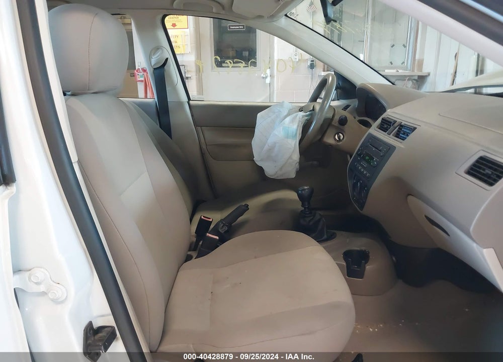 2006 FORD FOCUS ZX4 VIN: 1FAFP34NX6W185232