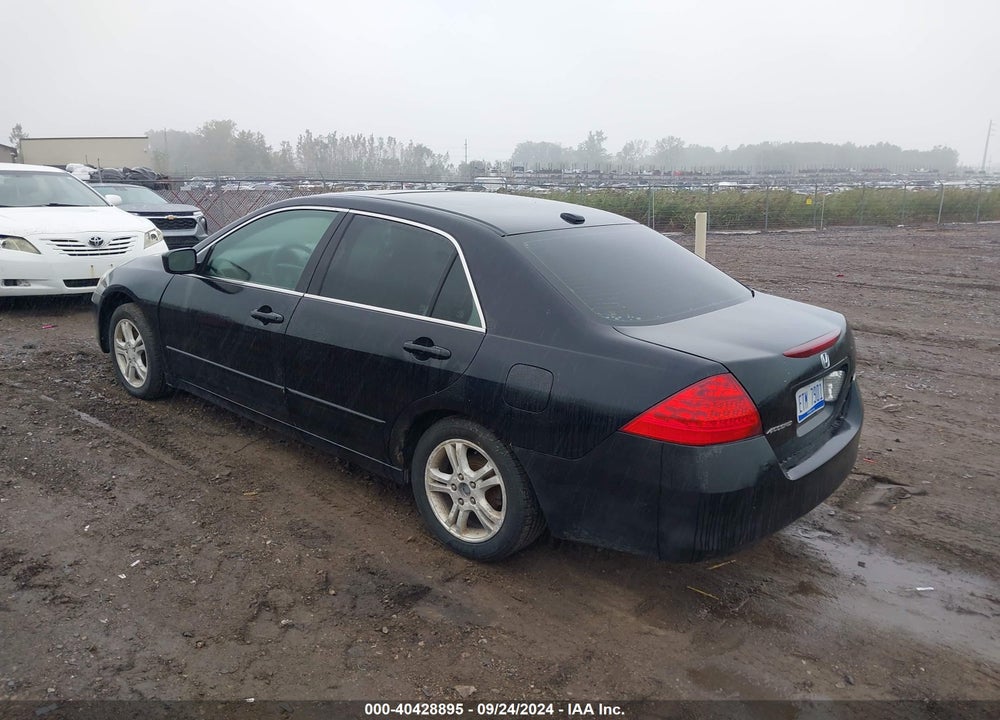 2007 HONDA ACCORD 2.4 EX VIN: 1HGCM568X7A012495