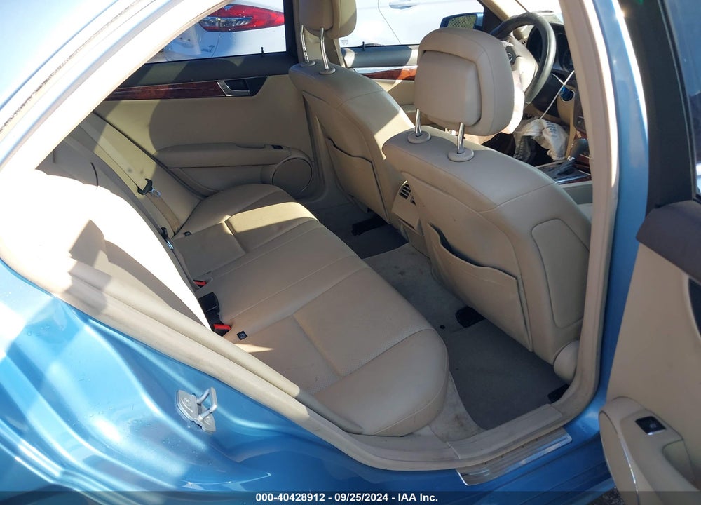 2010 MERCEDES-BENZ C 300 LUXURY 4MATIC/SPORT 4MATIC VIN: WDDGF8BB3AR129685