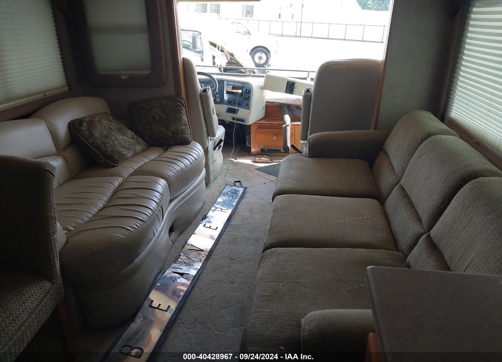 2005 ROADMASTER RAIL MAGNUM B-SERIES AIR VIN: 1RFC9544851032461