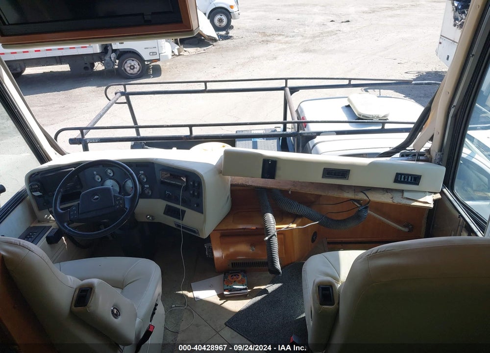 2005 ROADMASTER RAIL MAGNUM B-SERIES AIR VIN: 1RFC9544851032461