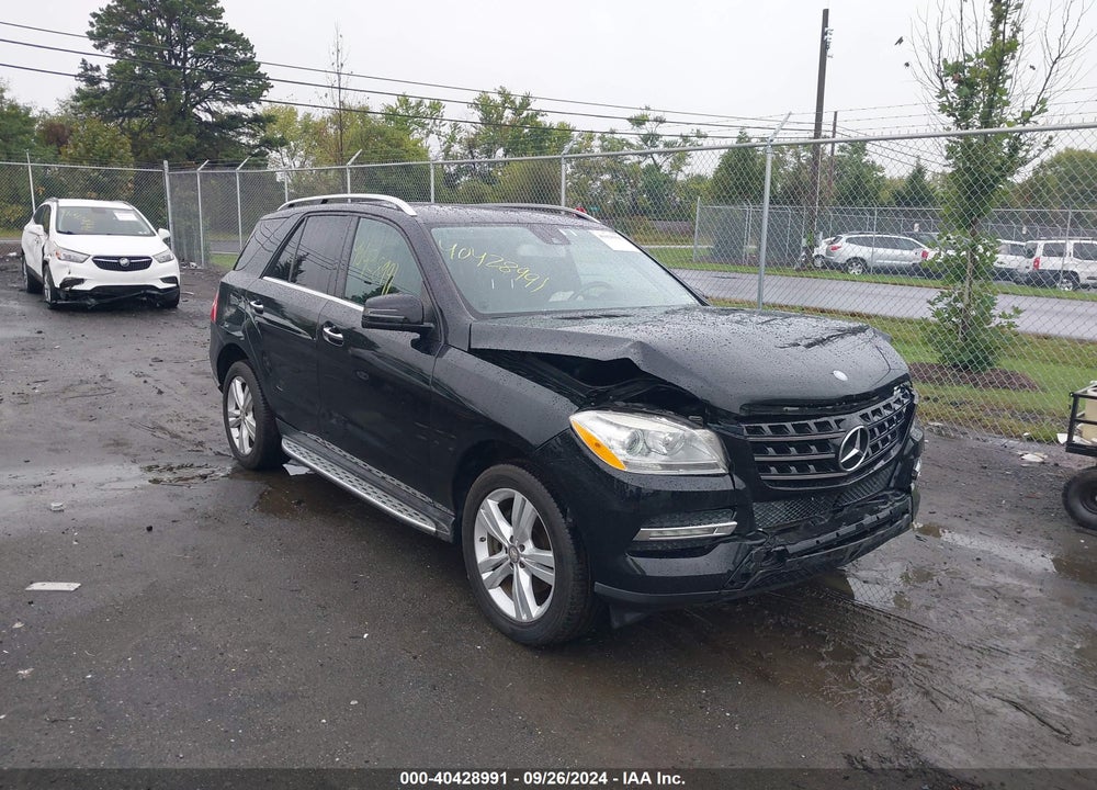 2015 MERCEDES-BENZ ML 350 4MATIC VIN: 4JGDA5HB8FA523413