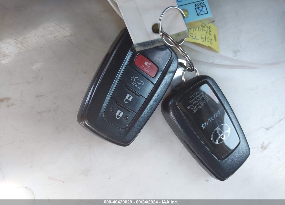 2019 TOYOTA RAV4 ADVENTURE VIN: 2T3J1RFV2KC023661