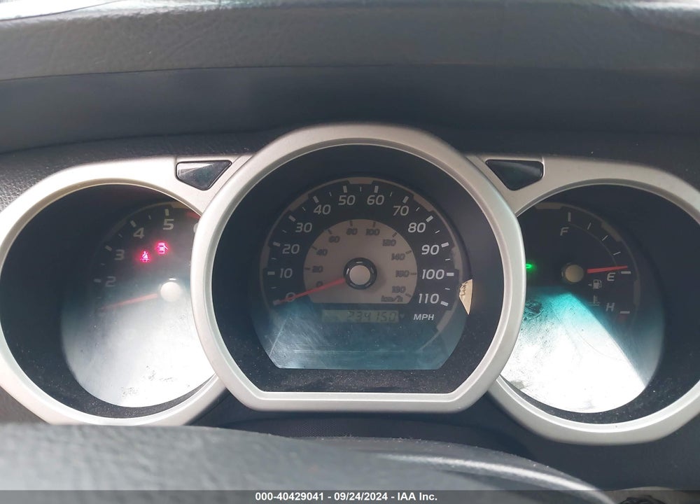 2004 TOYOTA 4RUNNER SR5 V6 VIN: JTEBU14R440026047
