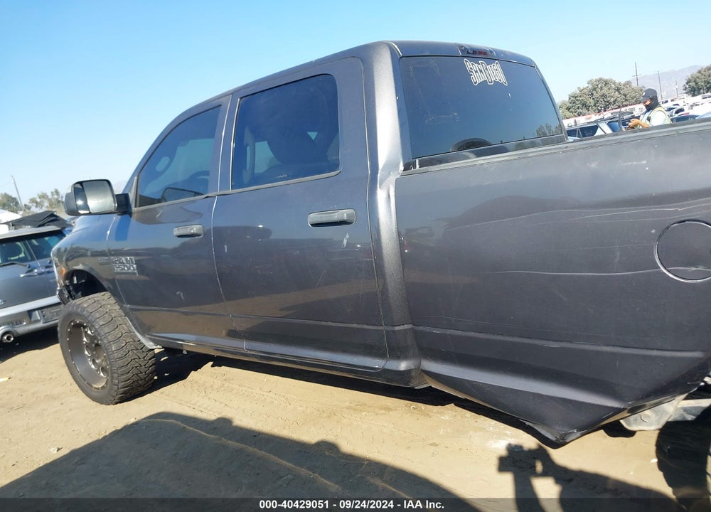 2014 RAM 2500 TRADESMAN VIN: 3C6UR4HJ0EG265118