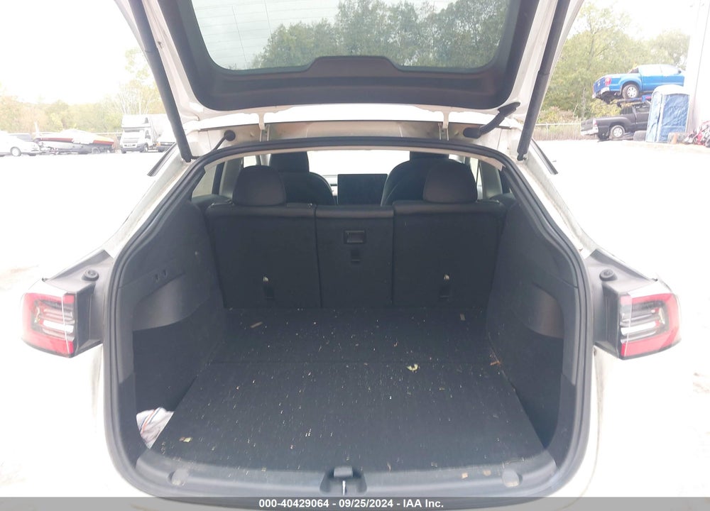 2021 TESLA MODEL Y LONG RANGE DUAL MOTOR ALL-WHEEL DRIVE VIN: 5YJYGDEE4MF090674