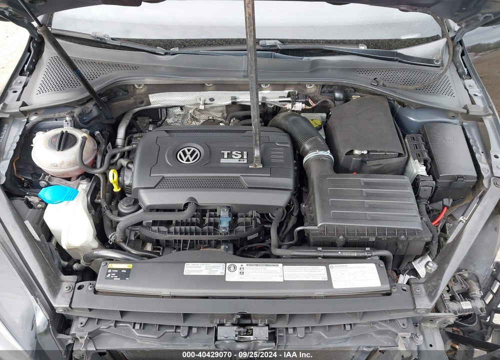 2015 VOLKSWAGEN GOLF R 4-DOOR VIN: WVWLF7AU7FW163403